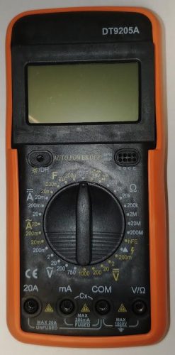 Digitális multiméter DT9205A