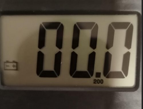 Digitális multiméter DT9205A