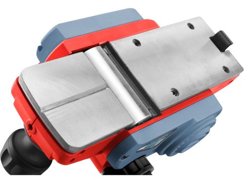 Extol prémium gyalugép 710W, 16.500 1/perc, kés: 82mm, mélység: 0-2,0 mm, falcolás: 0 -7,0 mm